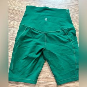 lululemon biker shorts size 4